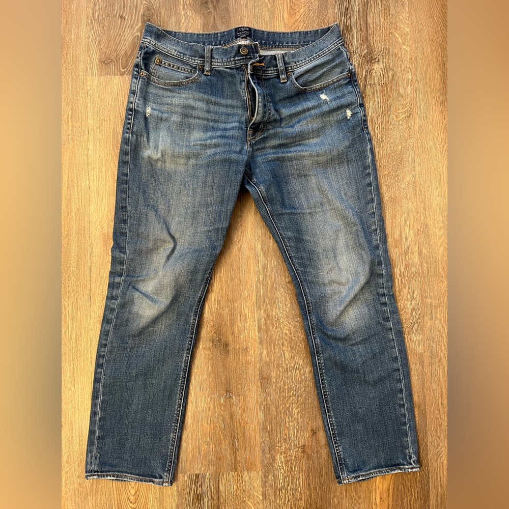 Mens J. crew medium wash jeans 33x30